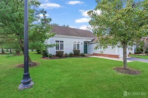 27 WINTHROP RD, MONROE, NJ