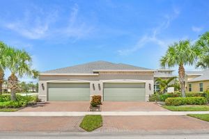 11123 SW SUNRISE LAKE DR, PORT SAINT LUCIE, FL