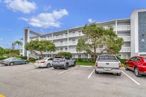 2005 NEWPORT G, DEERFIELD BEACH, FL