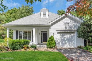 18 EVERGREEN SPRINGS DR, LAKEWOOD, NJ