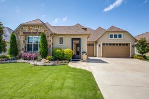 9813 IRONWOOD DR, DENTON, TX