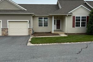28 W HOUNDPACK WAY, GLEN MILLS, PA