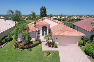 486 NW BLUE LAKE DR, PORT SAINT LUCIE, FL