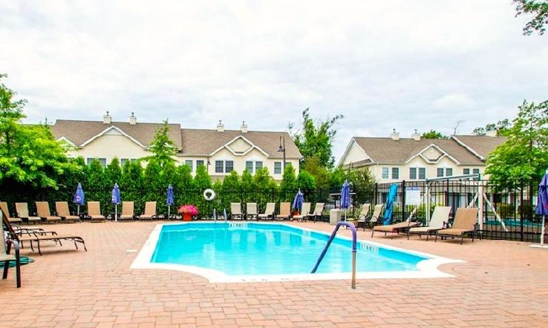 The Seasons at Plainview | Plainview, NY Retirement Communities | 55places