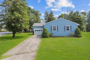 11 SHERWOOD CT, TOMS RIVER, NJ