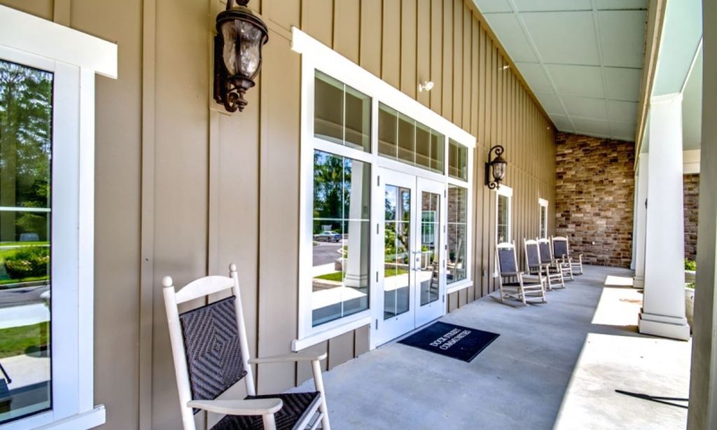 Clubhouse Front Porch