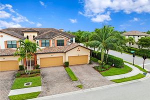 17251 CHERRYWOOD CT 8904, BONITA SPRINGS, FL