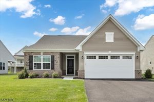 8 MIDDLE LN, MANSFIELD TWP., NJ