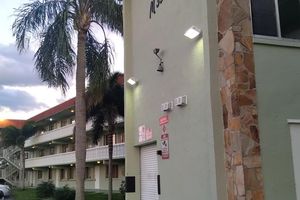 3300 SPRINGDALE BLVD 208, PALM SPRINGS, FL