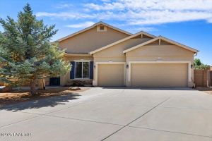 7709 E DAY BREAK CIR, PRESCOTT VALLEY, AZ