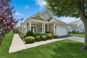 109 LOUDEN LOOP, MOUNT SINAI, NY