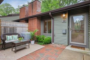 13 ATTLEBORO CT, RED BANK, NJ