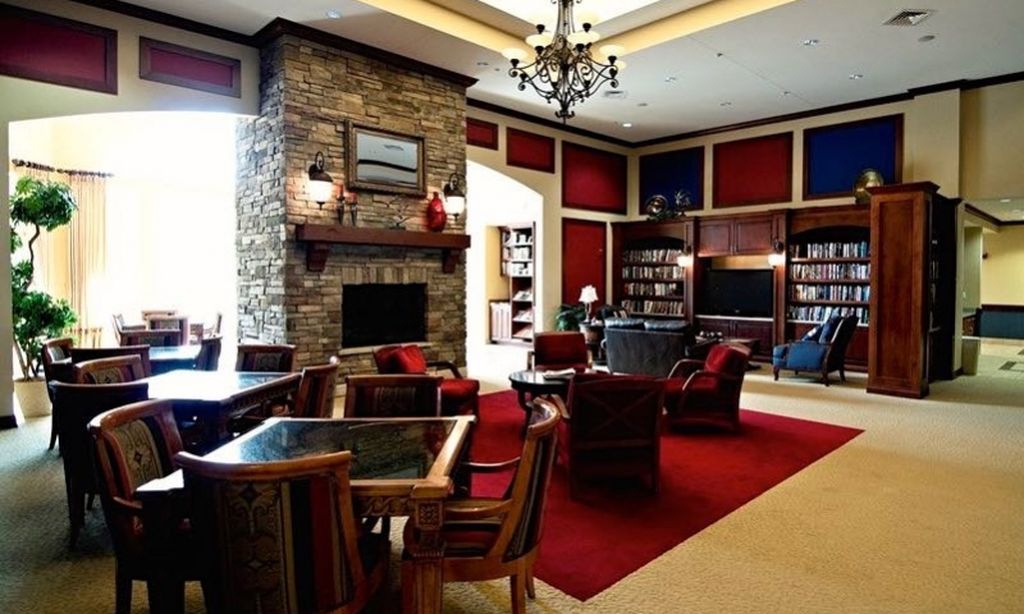 Clubhouse Lobby