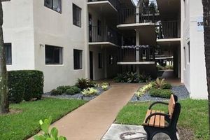 5100 LAS VERDES CIR 121, DELRAY BEACH, FL