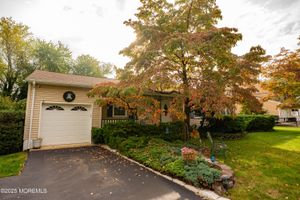 1728 BURRSVILLE RD, BRICK, NJ