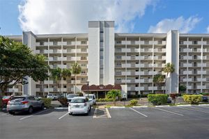 5900 NW 44TH ST 412, LAUDERHILL, FL