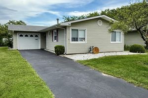 94 CLAY CIR, BRICK, NJ