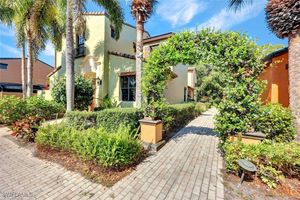 9145 CHULA VISTA ST 13004, NAPLES, FL