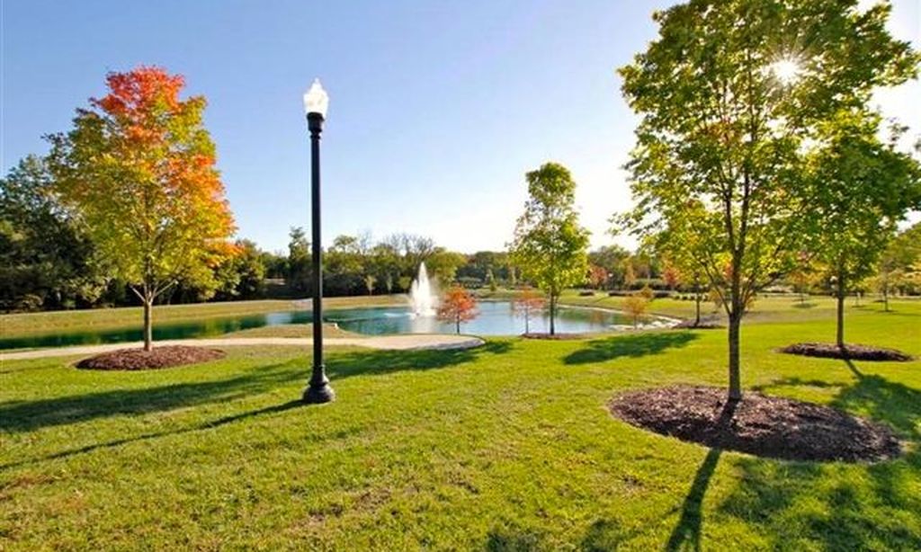 Scenic Ponds & Landscaping