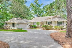 123 BARTRAM RD, SAVANNAH, GA