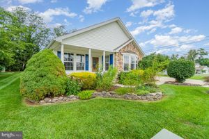 38 LANTERN LN, SHIPPENSBURG, PA