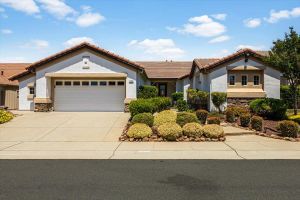 1040 MAGNOLIA LN, LINCOLN, CA