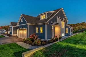10 WATERVILLE LN # 10, HOPKINTON, MA