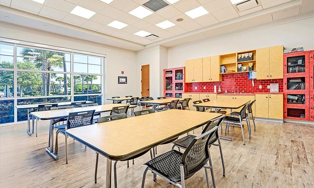 Arts & Crafts Studio