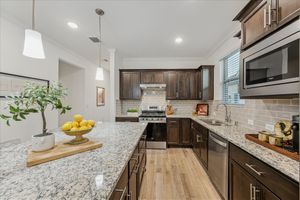 7747 ROLLING STONE DR, FULSHEAR, TX