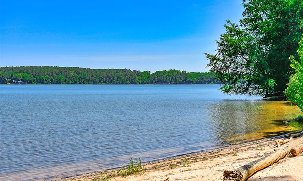 Monet Beach Lake Views
