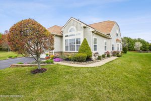 5 FIRENZE CT, MANCHESTER, NJ