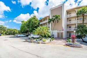 2101 LUCAYA BND APT C1, COCONUT CREEK, FL