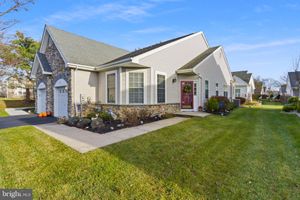 143 BURHOLME DR, HAMILTON, NJ