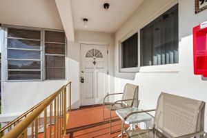 95 PLYMOUTH L, WEST PALM BEACH, FL