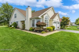 2520 SPRING HILL DR, TOMS RIVER, NJ
