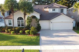 7044 BRUNSWICK CIR, BOYNTON BEACH, FL
