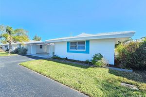 1751 CARIBBEAN CIR 30, VENICE, FL