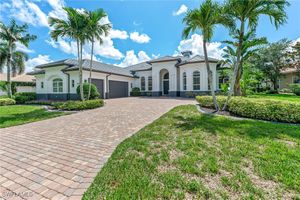 5688 HAMMOCK ISLES DR, NAPLES, FL