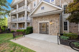 712 HOLLY LN, CEDAR GROVE, NJ
