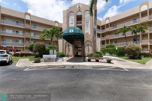 7647 SOUTHAMPTON TER 214, TAMARAC, FL