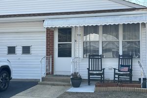 16 CROCUS LN B, WHITING, NJ