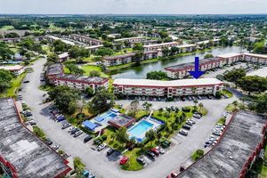 311 S HOLLYBROOK DR APT 104, PEMBROKE PINES, FL