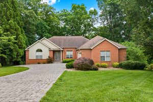 117 TAHLEQUAH LN, LOUDON, TN