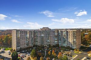 19375 CYPRESS RIDGE TER 207, LEESBURG, VA