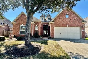 2422 S VENICE DR, PEARLAND, TX