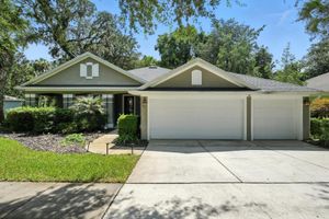 9 CREEKSIDE DR, PALM COAST, FL
