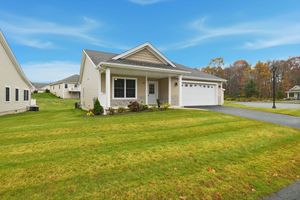 32 LODGE LN # 32, WILBRAHAM, MA