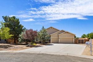 7709 E DAY BREAK CIR, PRESCOTT VALLEY, AZ