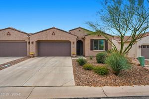 981 N BROKEN HILLS DR, GREEN VALLEY, AZ