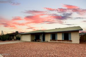 11022 S IROQUOIS DR, PHOENIX, AZ